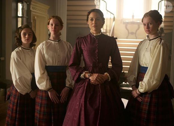Além de Rafael Novoa e Leonor Watling nos papéis principais, a produção conta com Nathaniel Parker, Emilio Gutiérrez Caba, Juana Acosta e Esmeralda Pimentel no elenco