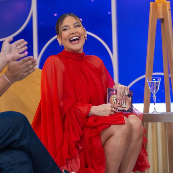 Virginia Fonseca estreou no SBT como apresentadora em abril; programa foi a maior aposta de sucesso da emissora em 2024