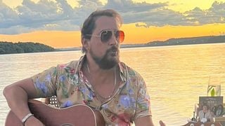 Quem é o cantor Mauri? Morto em trágico acidente, membro da dupla Maurício e Mauri é irmão de Chitãozinho e Xororó e casado com apresentadora do SBT