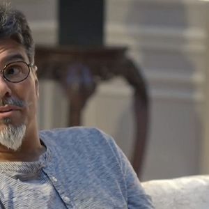 Em 2019, Maurício Mattar fez parte do elenco de 'Topíssima', na Record TV, com uma barba bem diferente