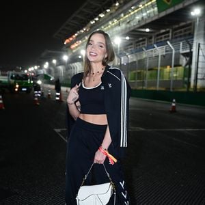 Flaco López, do Palmeiras, foi flagrado aos beijos com Anna Livya Padilha, a menina fantasma do Silvio Santos, em agosto de 2025