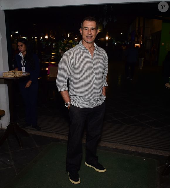 Marcos Pasquim em festa de confraternização da novela 'Dona de Mim', da TV Globo