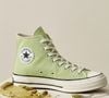 Minha mãe encontrou nos novos Chuck 70, da Converse, uma alternativa confortável aos tênis tradicionais e se apaixonou pela tonalidade que lembra um delicioso 'creme de pistache'