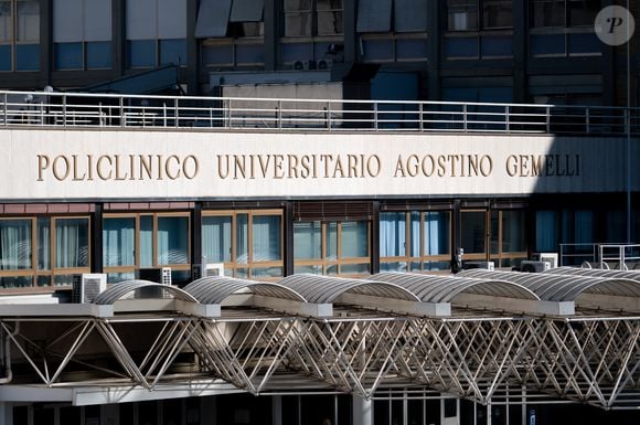 Papa Francisco está internado no hospital Gemelli
