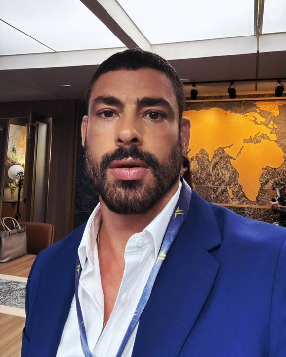 Cauã Reymond recebeu piadas de seus seguidores, que reagiram com humor à prática diferentona