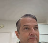 O ator de novelas da Globo revelou nesta terça-feira (4), em um vídeo publicado nas redes sociais, que escapou de um grave acidente e acredita que foi protegido por uma força sobrenatural