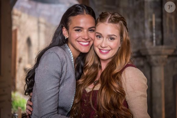 Marina Ruy Barbosa chegou a dar 'unfollow' no próprio pai depois que ele teria enviado indiretas a Bruna Marquezine por conta do Festival de Cannes 2025