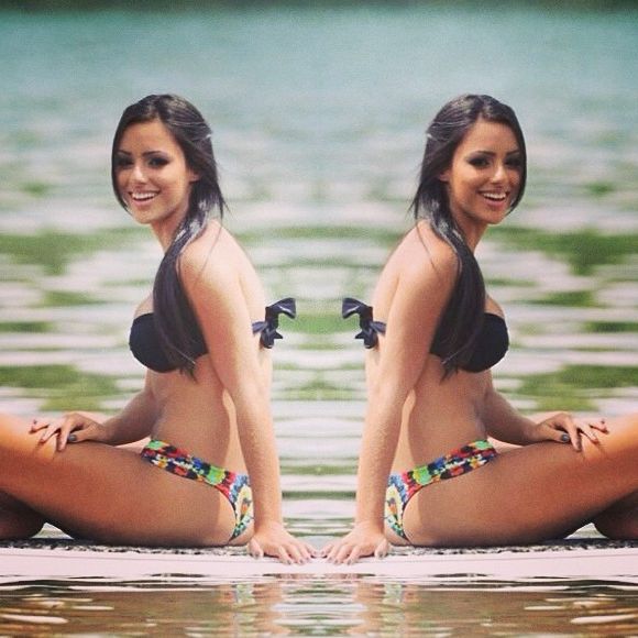 Bruna Biancardi por volta de 2013: já conectada, a influenciadora tinha quase 20 anos neste registro