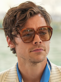 A Zara relança um perfume masculino que é pura energia cítrica: essa fragrância lembra uma joia da Gucci, por menos de R$ 280