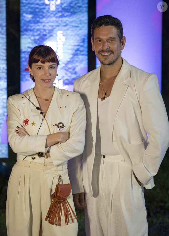 Renato (João Vicente de Castro) e Solange (Alice Wegmann) na novela 'Vale Tudo'