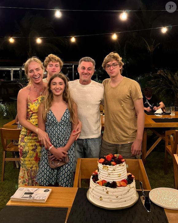 Luciano Huck e Angélica são pais de três filhos: Joaquim, Benício e Eva