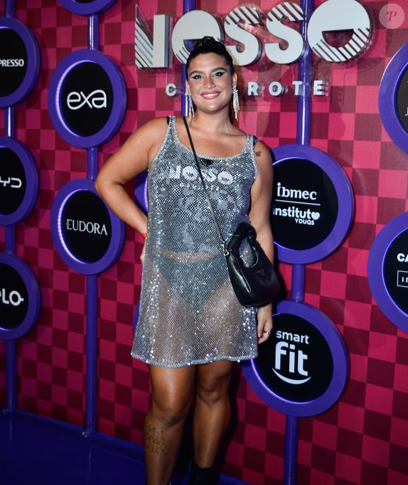 Desfile das Campeãs 2025: filha de Flávia Alessandra, Giulia Costa esbanjou beleza com um look brilhante