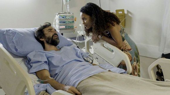 Diante da morte de Rubinho em remake de 'Vale Tudo', autora Manuela Dias deixa homenagem emocionante para Julio Andrade: 'Tudo fica...'