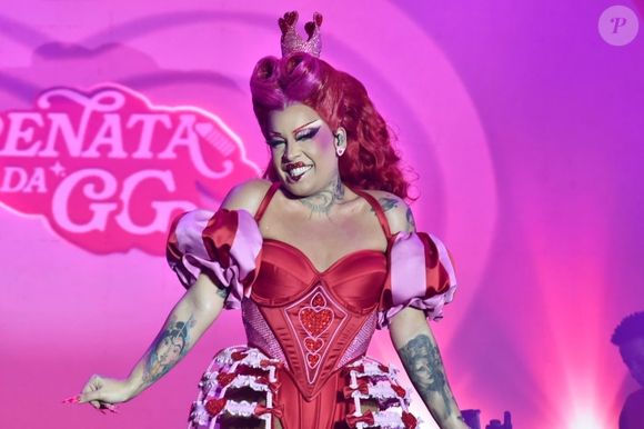 14 de fevereiro (sábado): Gloria Groove, Gretchen e Traemme comandam o Agrada Gregos, a partir das 13h, no Ibirapuera, em um dos blocos mais aguardados do Carnaval 2026