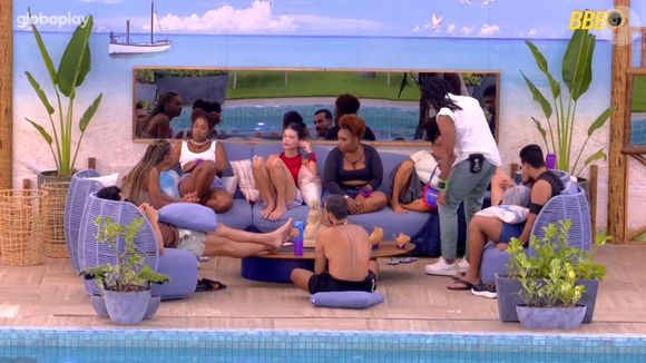 Diogo Almeida buscou por climão na madrugada desta quarta-feira (4)