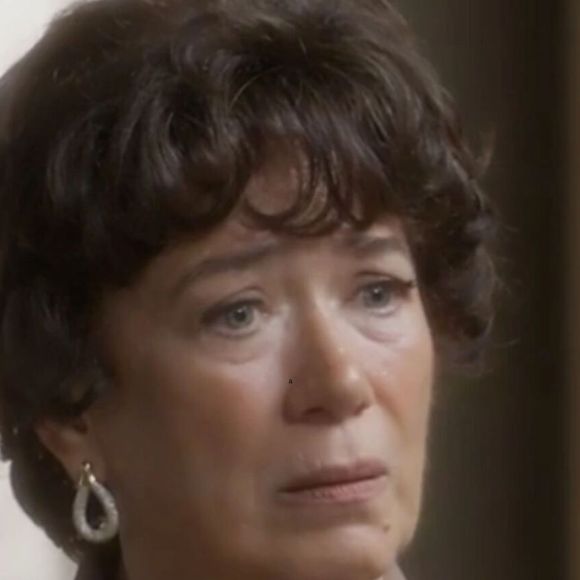 Resumo da novela 'Garota do Momento' tem Maristela alertando Juliano sobre a possível armadilha.