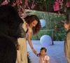 Filha de Ludmilla e Brunna Gonçalves, Zuri se encantou pela decoração da festa