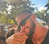 Hoje aos 37 anos, Rodrigo Godoy atualmente namora a musa fitness carioca Rhuana Rodrigues, também de 37 anos