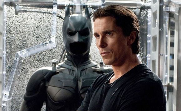 Nolan monta seus filmes da mesma forma que constrói seus protagonistas: de maneira fragmentada e nunca linear