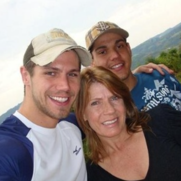 Assassinato do irmão de Jonas Sulzbach teve duas linhas de investigação: dívida de drogas e envolvimento com a esposa de um traficante preso