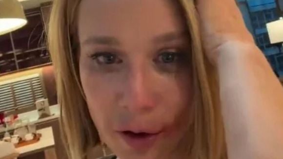 'A raquete voltou?': teoria sobre a novela 'Quem Ama Cuida' aponta cena bombástica após Mariana Ximenes surgir descabelada e com maquiagem borrada na Globo;  entenda!