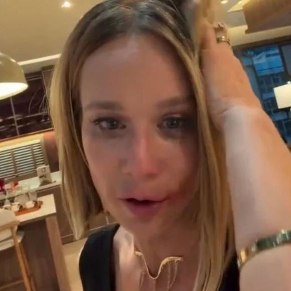 Mariana Ximenes pareceu descabelada em vídeo publicado por Dan Stulbach