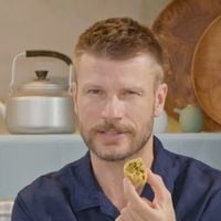 Sem óleo e sem farinha na massa: essa coxinha de frango cremosa é meu petisco favorito para assistir aos jogos do Brasil na Copa - aprendi com Rodrigo Hilbert e estou viciado!