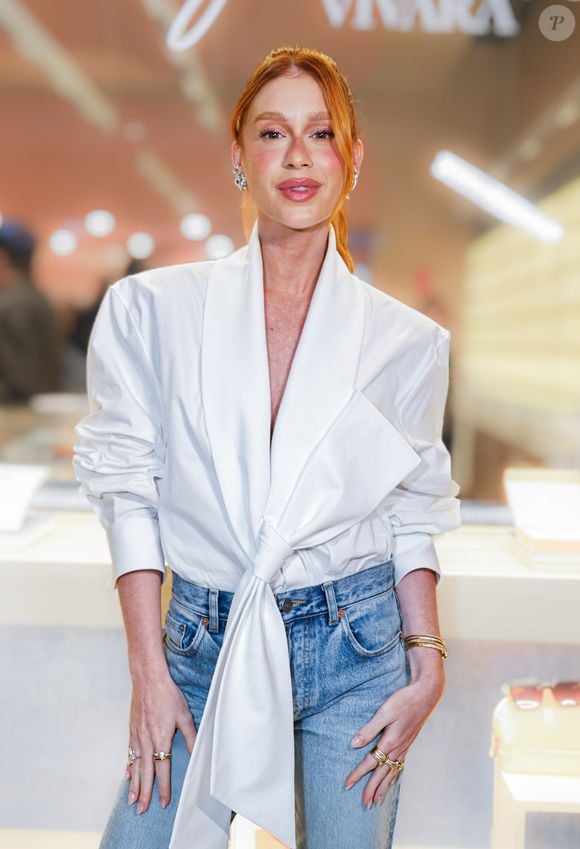 Marina Ruy Barbosa aposta em look hi-lo com peça de grife francesa em São Paulo