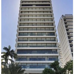 'Ai, que luxo!' Narcisa Tamborindeguy troca tradição de Copacabana por exclusividade no Cap Ferrat