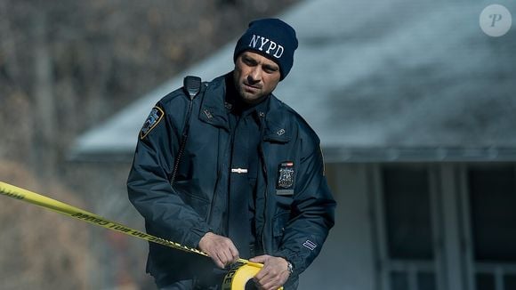 Segundo já divulgado pela Netflix, 'Arrivals' começa quando um avião cai em Denver e seus passageiros não tem nenhuma lembrança de quem são ou do que estavam fazendo ali