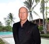 Em 2000, Bruce Willis, hoje aos 71 anos, era dono de 3 hectares no Caribe: ele construiu um complexo de luxo com residências e piscinas, ajudou a desenvolver uma área de natureza virgem até transformá-la em um centro turístico