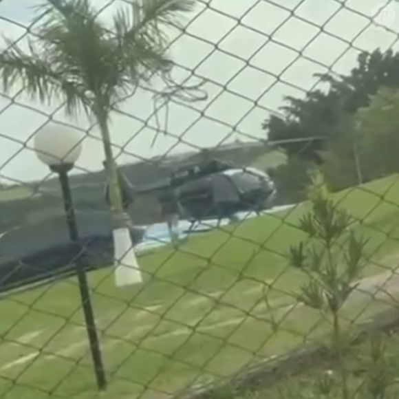 A seleção rigorosa de convidados e a chegada escalonada de mulheres aumentaram ainda mais as suspeitas sobre o evento.