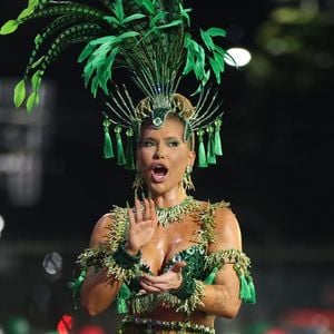 Virgínia Fonseca garantiu que estará no Carnaval 2027 como rainha da Grande Rio novamente