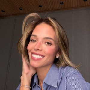 Carinho de Carol Leite pela enteada roubou a cena nas fotos e rendeu muitos elogios de internautas para as duas