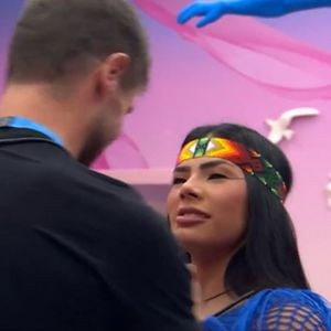 Internautas se divertiram com o 'ataque' de Marciele a Jonas