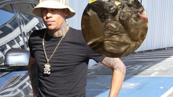 Após anunciarem fim do casamento, MC Poze do Rodo joga roupas de Vivi Noronha em sacos de lixo e ultimato revolta a web: 'Ainda tem 3 filhos pequenos'