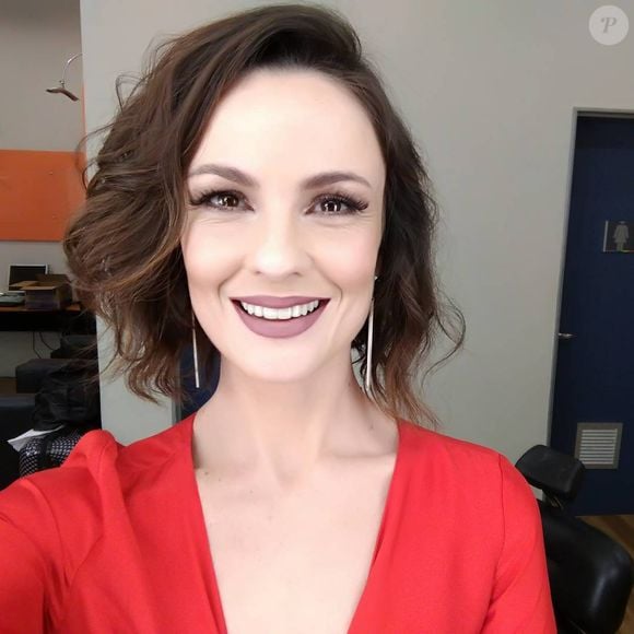 Carolina Kasting retomou os estudos e concluiu uma graduação em Teatro, já que sua formação anterior era de um curso técnico há 30 anos. Agora, ela planeja começar um mestrado.