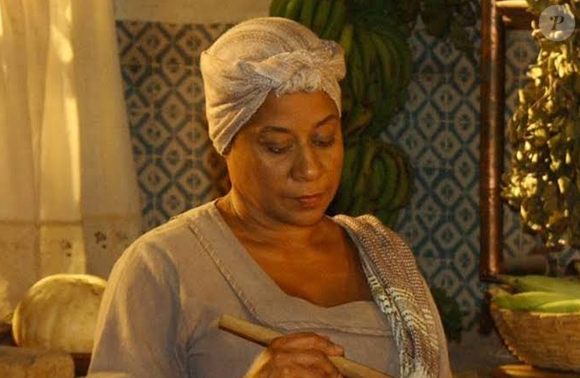 Edyr de Castro foi morar no Retiro dos Artistas em 2011, após a descoberta de que sofria de Alzheimer. Ela faleceu em 15 de janeiro de 2019, aos 72 anos.