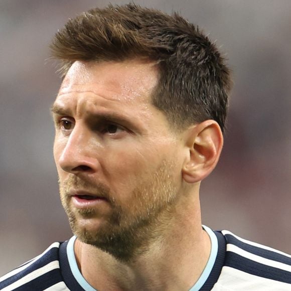 Argentina campeã da Copa 2026? Presidente da Fifa, Infantino quase entrega torcida por time de Messi contra Cabo Verde; web não perdoa: 'Entrega logo a taça'