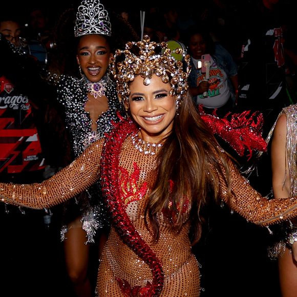Lexa explicou por que desistiu da caneta emagrecedora antes do Carnaval 2026. A cantora estreia como madrinha de bateria da Dragões da Real, no Grupo Especial de São Paulo, e falou sobre a decisão ao Portal LeoDias