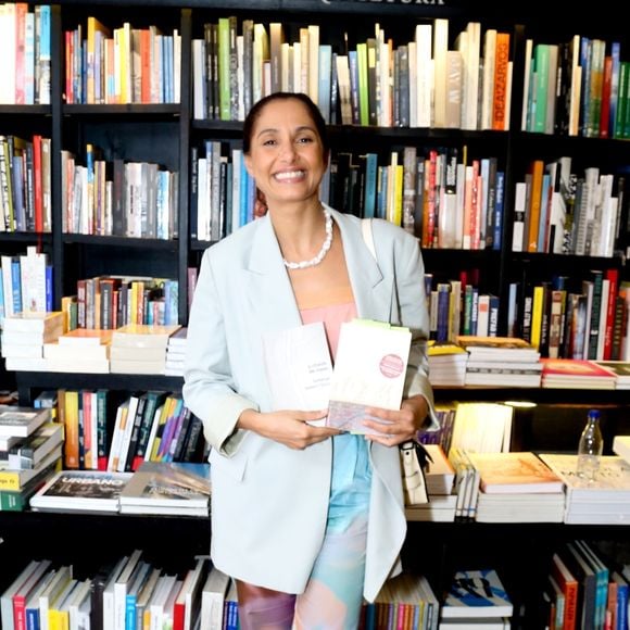 Camila Pitanga já disse em uma entrevista que adequa o abacate em sua dieta de diversas formas, desde a salada até a tapioca