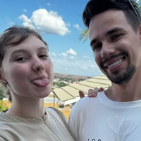 'Independente do que aconteça...': com a 'alma rasgada', marido de Isabel Veloso escreve carta comovente para influenciadora, internada há 2 semanas na UTI. Veja!