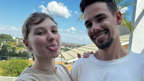 'Independente do que aconteça...': com a 'alma rasgada', marido de Isabel Veloso escreve carta comovente para influenciadora, internada há 2 semanas na UTI. Veja!