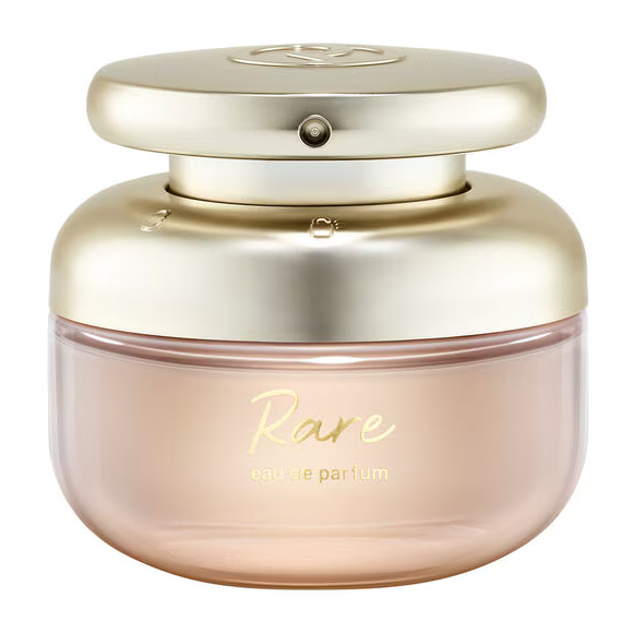 Rare Beauty Eau de Parfum aposta em baunilha sofisticada com duração estimada de até 12 horas