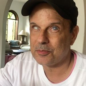 Roberto Carlos Braga II, mais conhecido como Dudu Braga, tem o nome envolvido em problemas judiciais mesmo quase quatro anos após sua morte