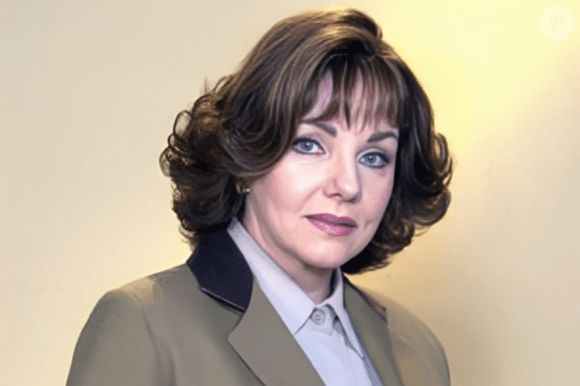 Em 'Vale Todo', Odete Roitman se chamava Lucrécia Roitman, e a novela manteve o mistério sobre sua morte