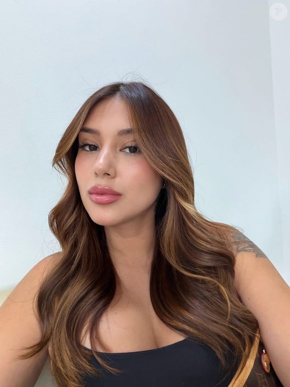 Influenciadora Mariana Tavares acumula mais de 4 milhões de seguidores