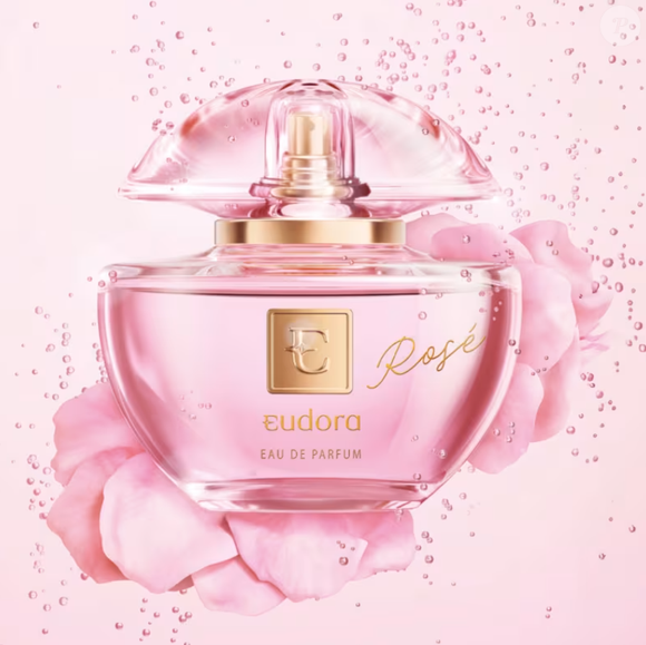 O perfume Eudora Rosé Eau de Parfum é marcante, ótimo para usar em comemorações. Traz notas de pêra, maçã, além da rosa centifólia e vanilla, ao fundo.