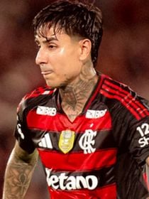 'Descobrimos que ele não comia há dois ou três dias. Não tinha dinheiro': hoje com salário de R$ 1,1 milhão ao mês, Erick Pulgar passou fome na infância; jogador cresceu com 4 irmãos em cidade chilena de quase 402 mil habitantes