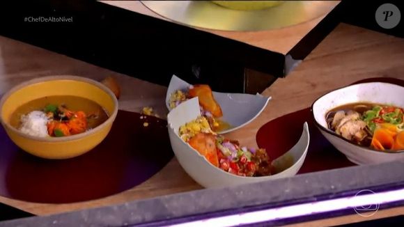 Mas um momento de distração comprometeu tudo. Nos instantes finais, com a plataforma de entrega subindo, Preto acabou lançando a cumbuca apressadamente, e o recipiente quebrou